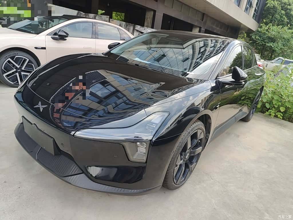 Xpeng Mona M03, 2025 1