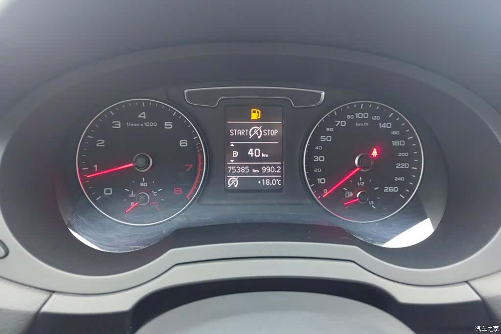 Audi Q3, 2018 14
