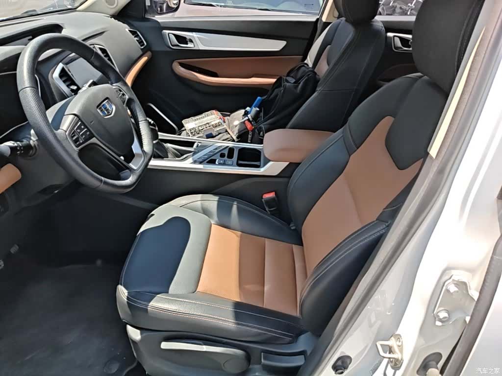 Geely X6, 2019 15