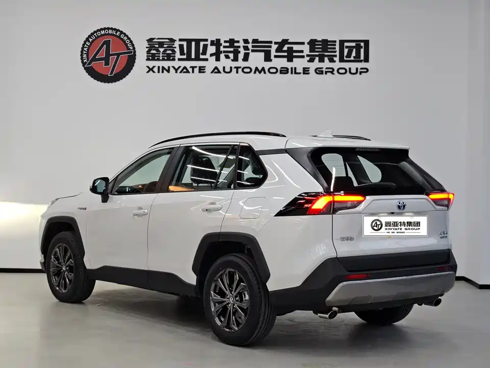 Toyota RAV4 Rongfang