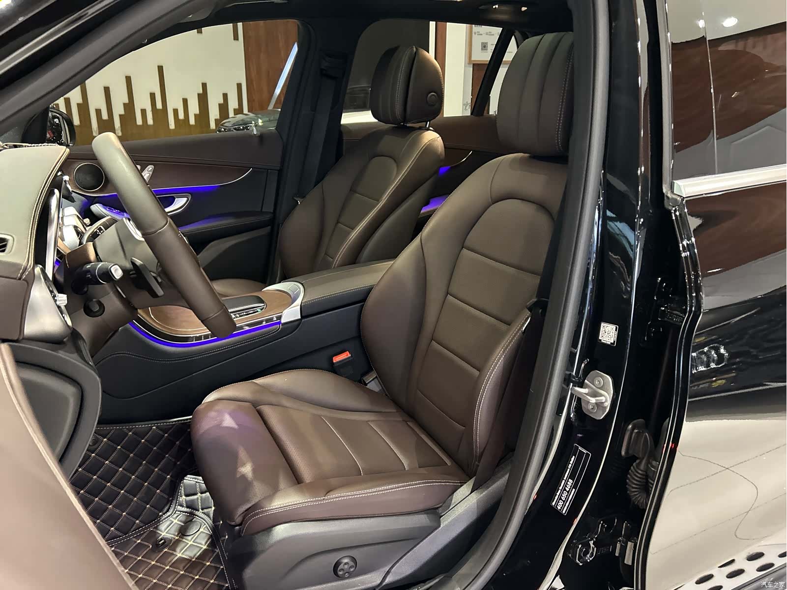 Mercedes-Benz GLC, 2022 10