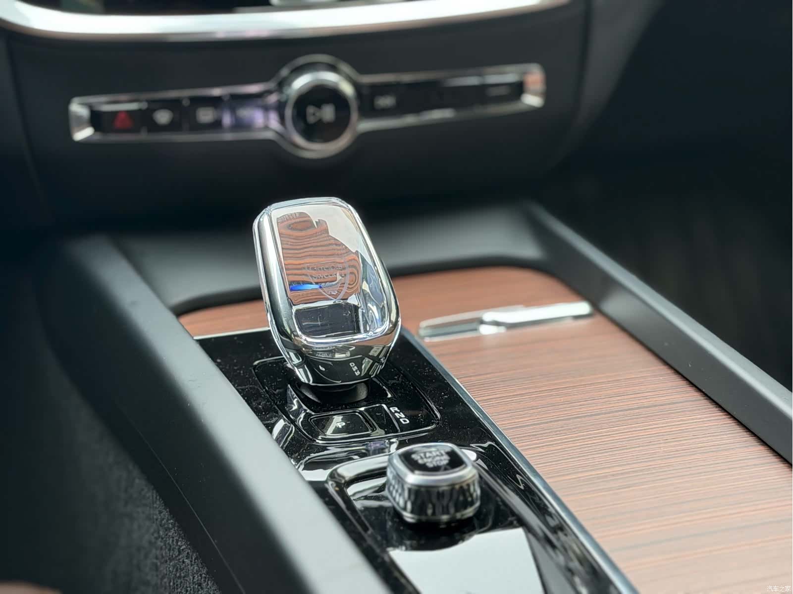 Volvo S60, 2025 7