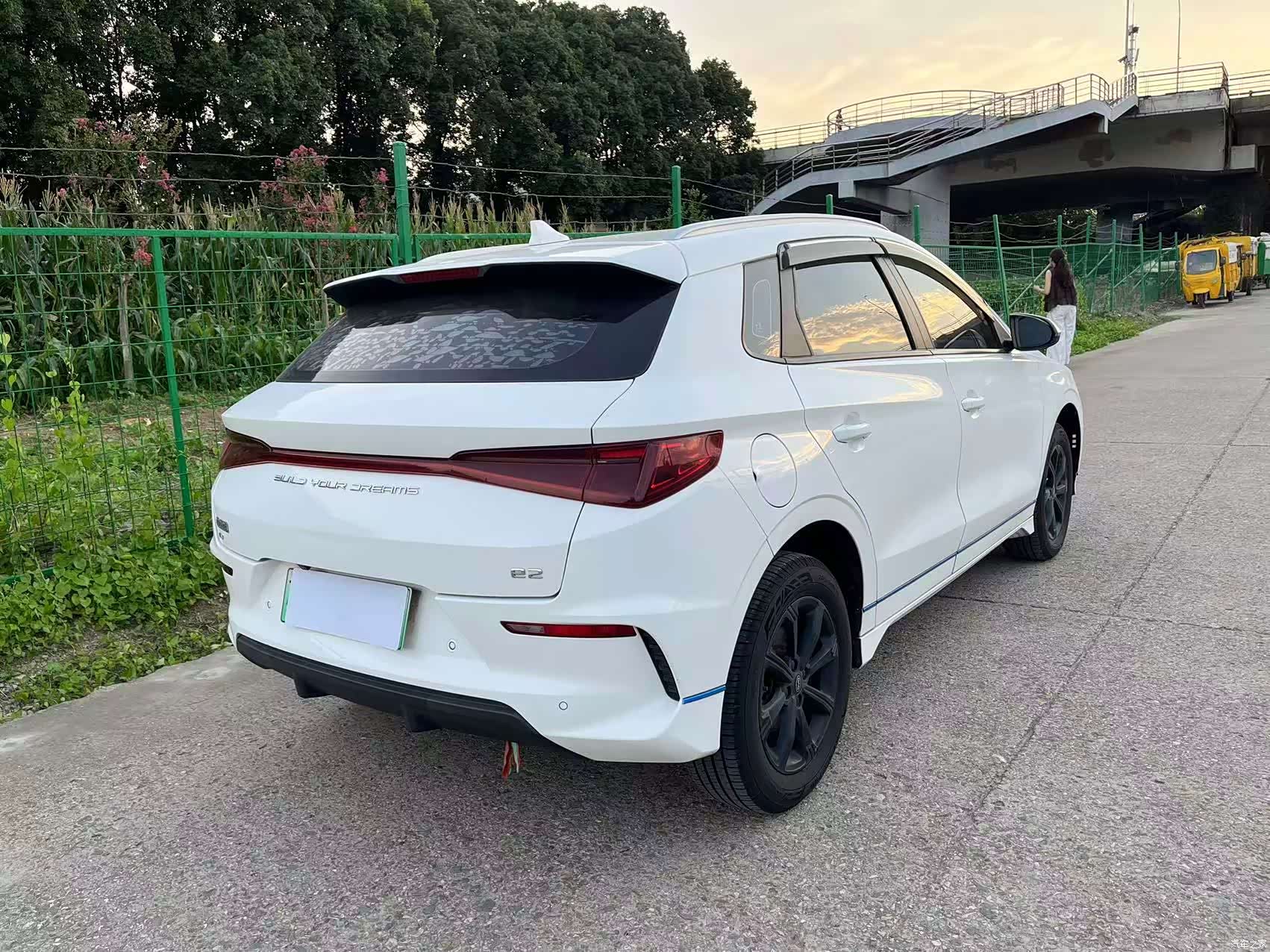 BYD E2, 2020 13