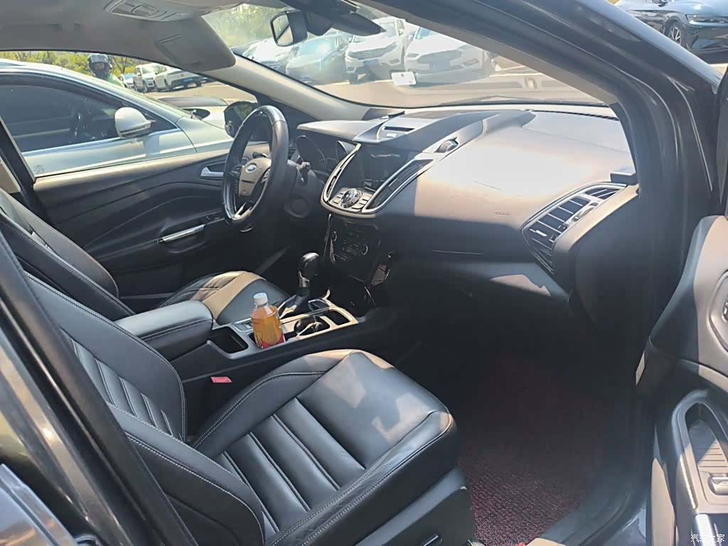 Ford Kuga, 2017 20
