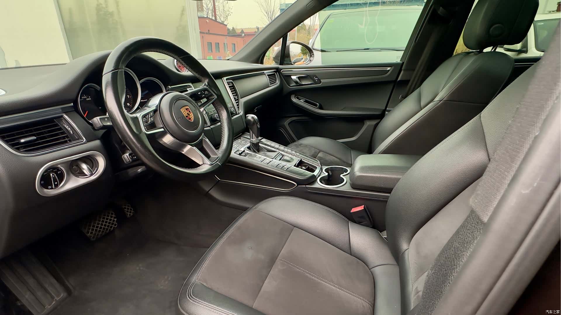 Porsche Macan, 2018 9