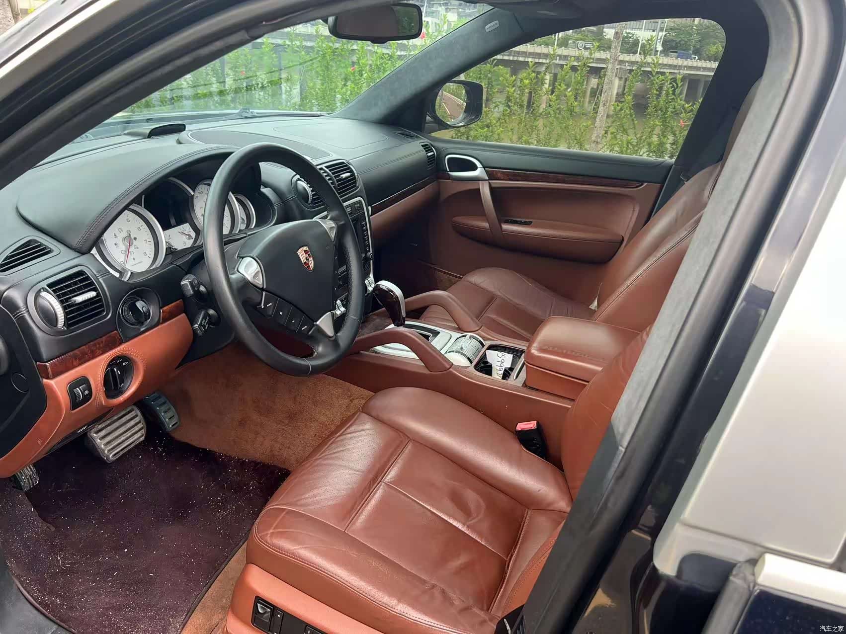 Porsche Cayenne, 2010 25
