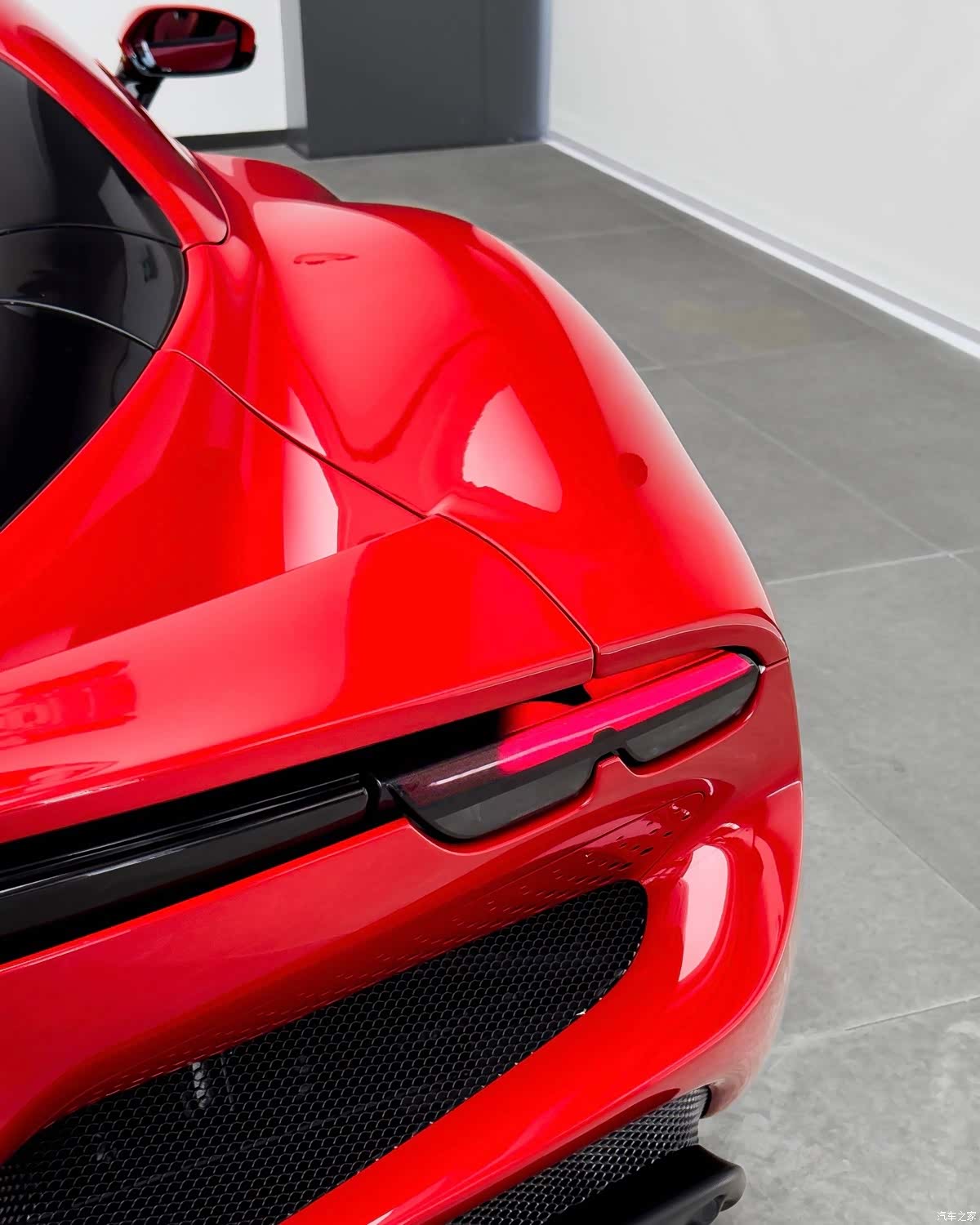 Ferrari 296, 2024 10
