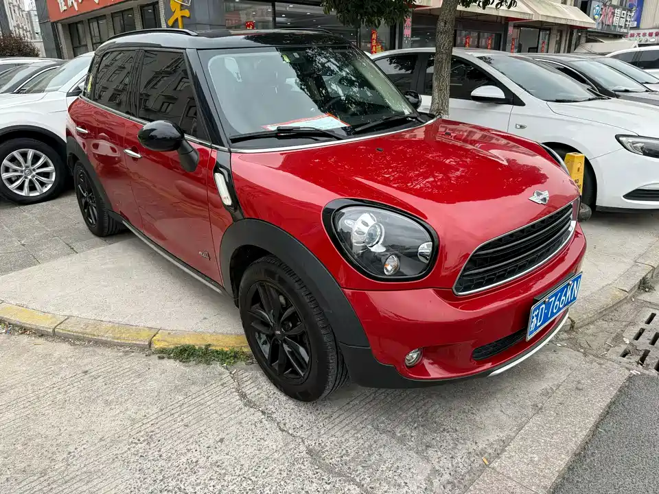 MINI COUNTRYMAN