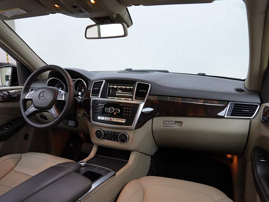 Mercedes-Benz M class