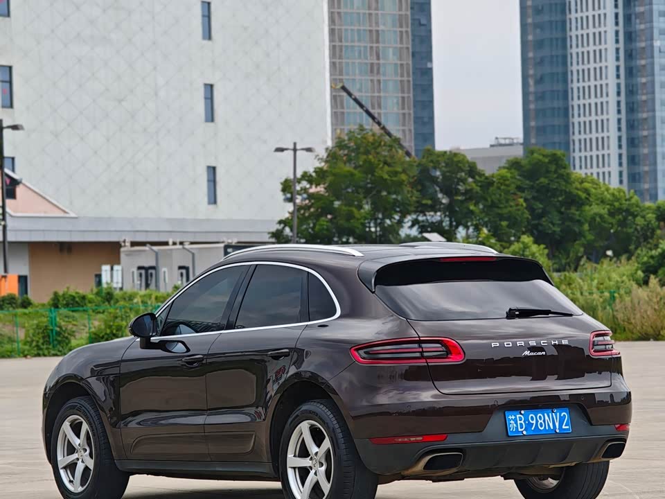 Porsche Macan