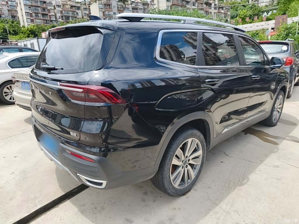 Geely Haoyue, 2022 7