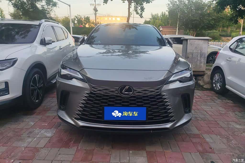 Lexus RX, 2024 2