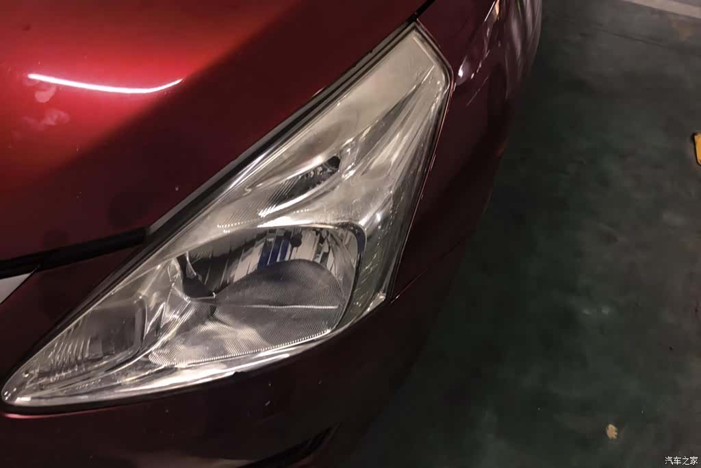 Nissan Tiida, 2012 все фото