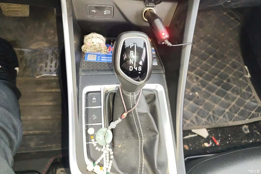 Geely X3, 2020 16