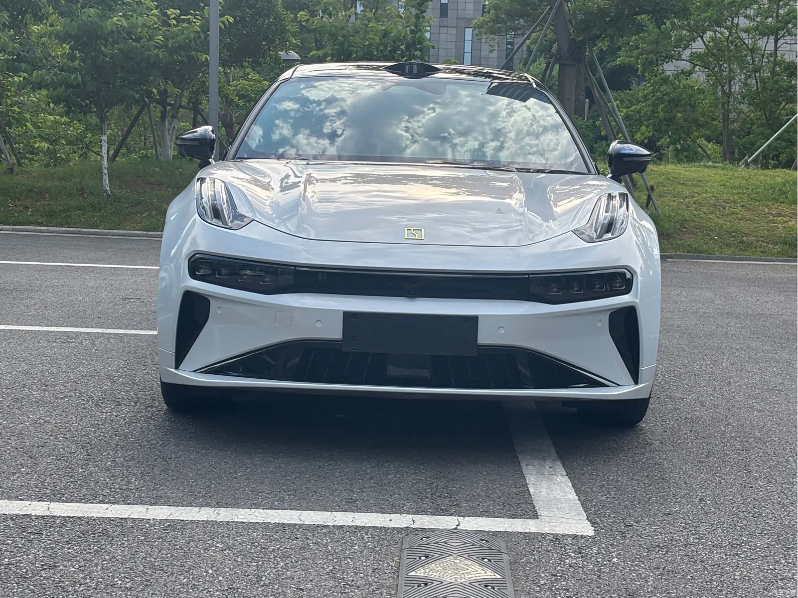Zeekr 001, 2025 2