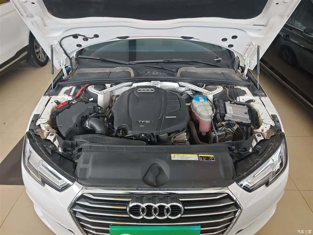 Audi A4L, 2018 20