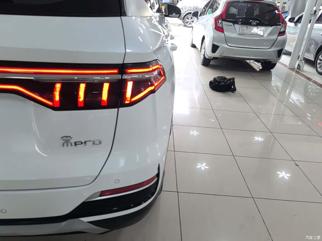 BYD Song, 2021 8