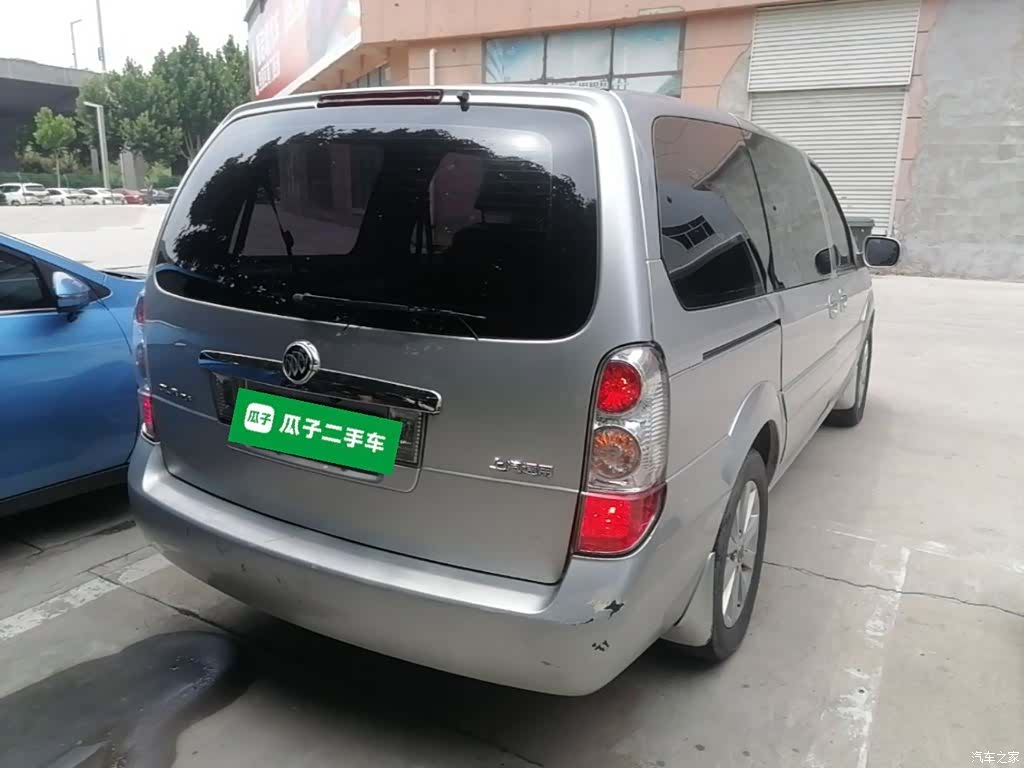 Buick GL8, 2016 7