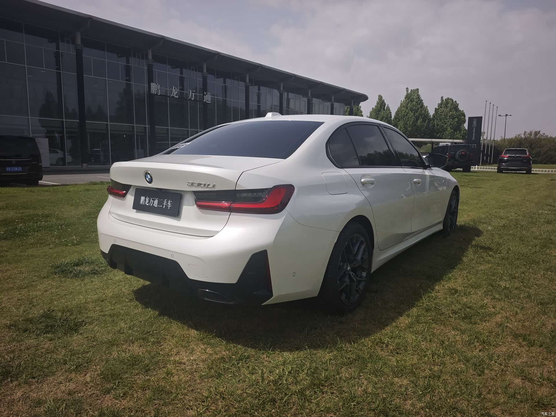 BMW 3 Series, 2025 все фото