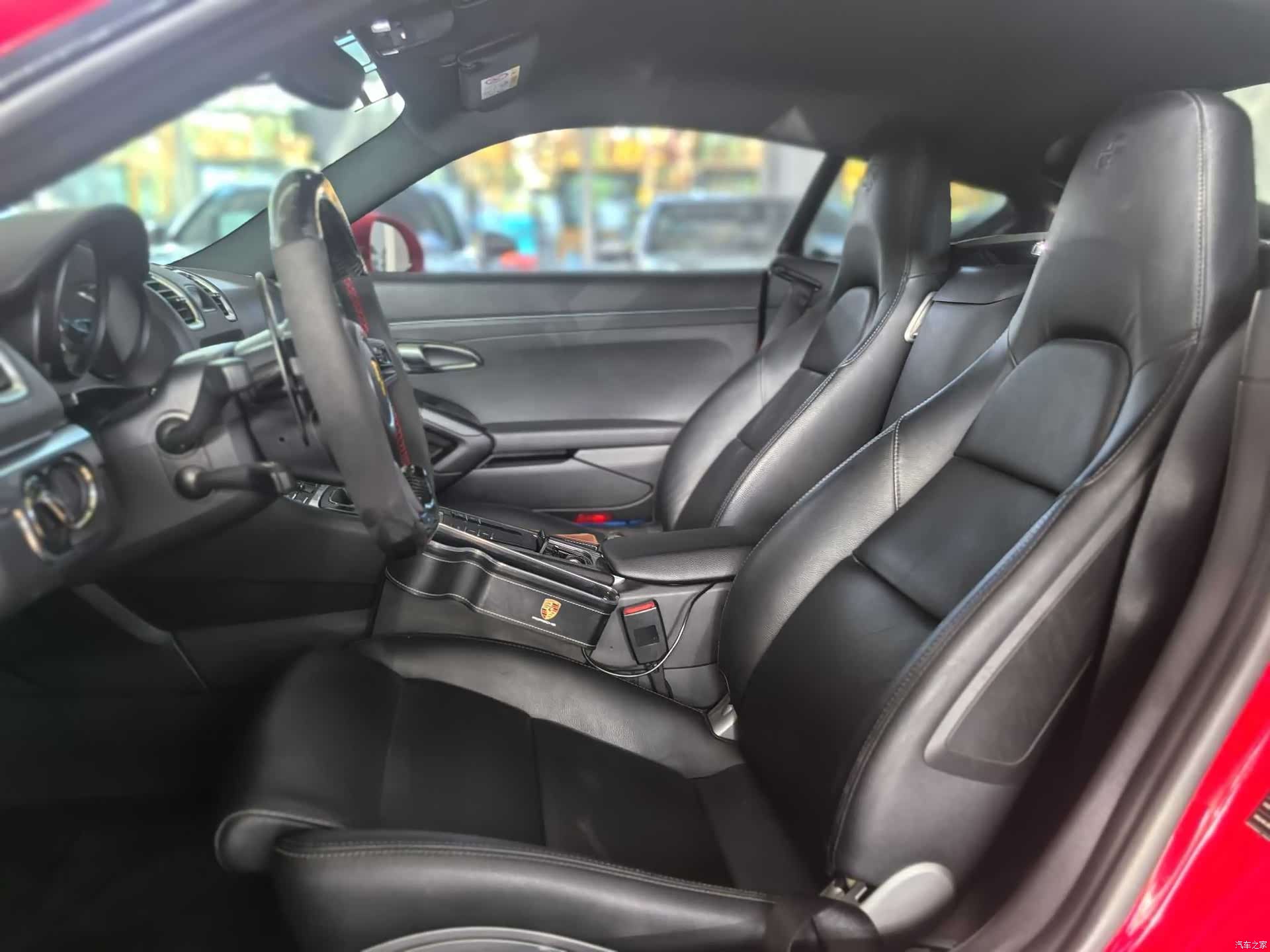 Porsche Cayman, 2016 10