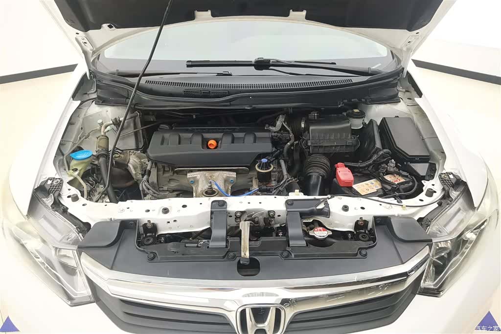 Honda Civic, 2013 10