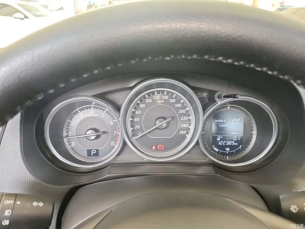 Mazda Atenza, 2016 12