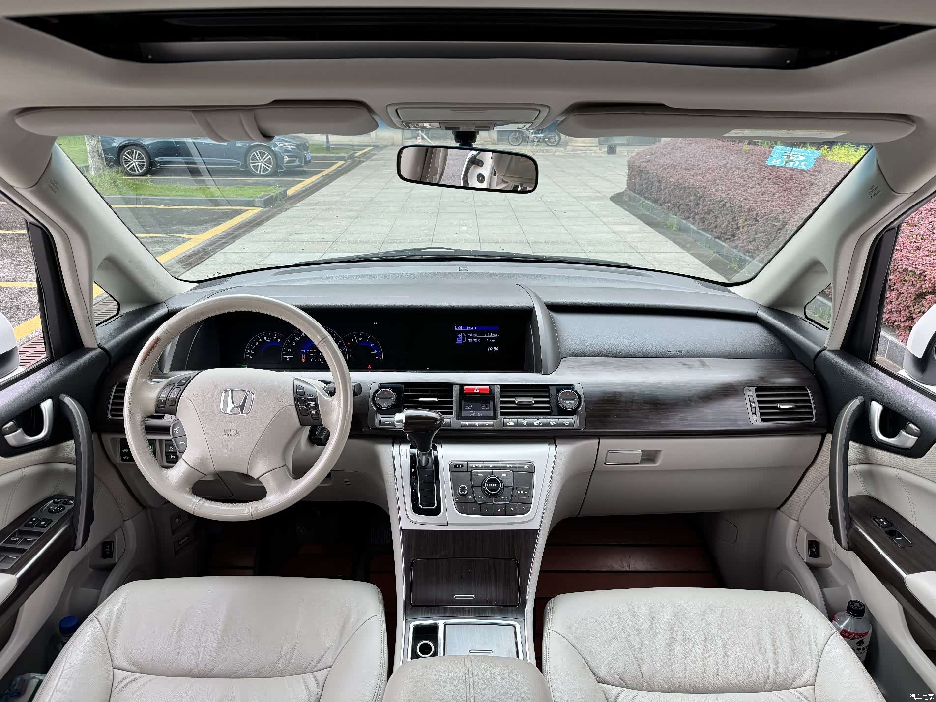 Honda Elysion, 2016 14