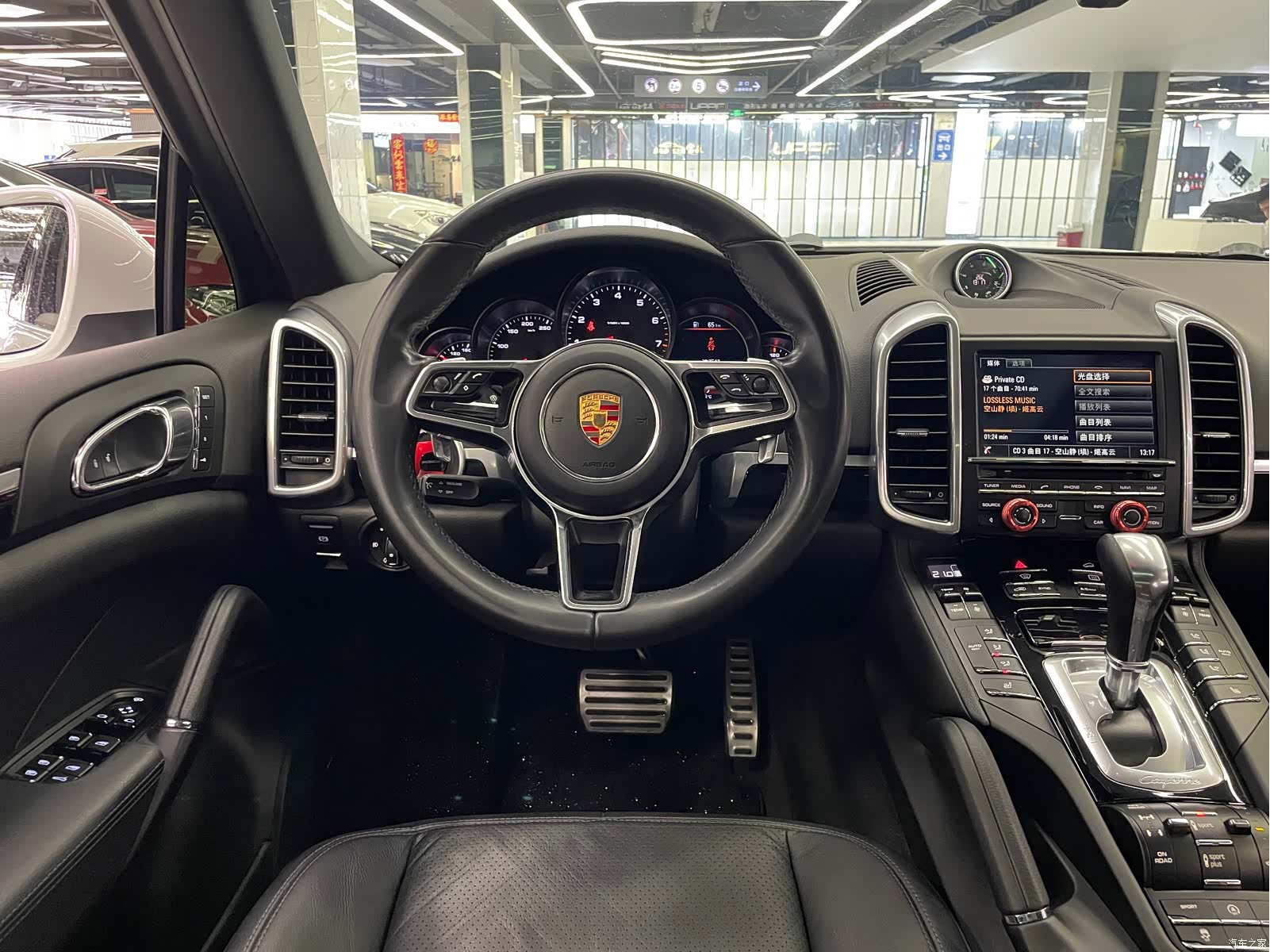 Porsche Cayenne, 2016 12