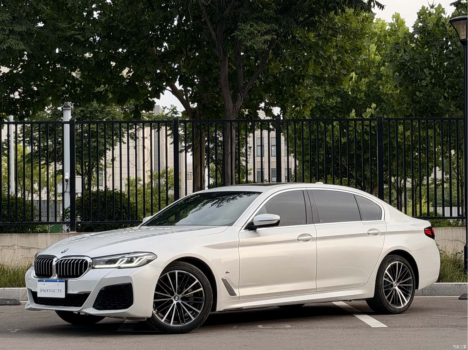 BMW 5 Series, 2023 1