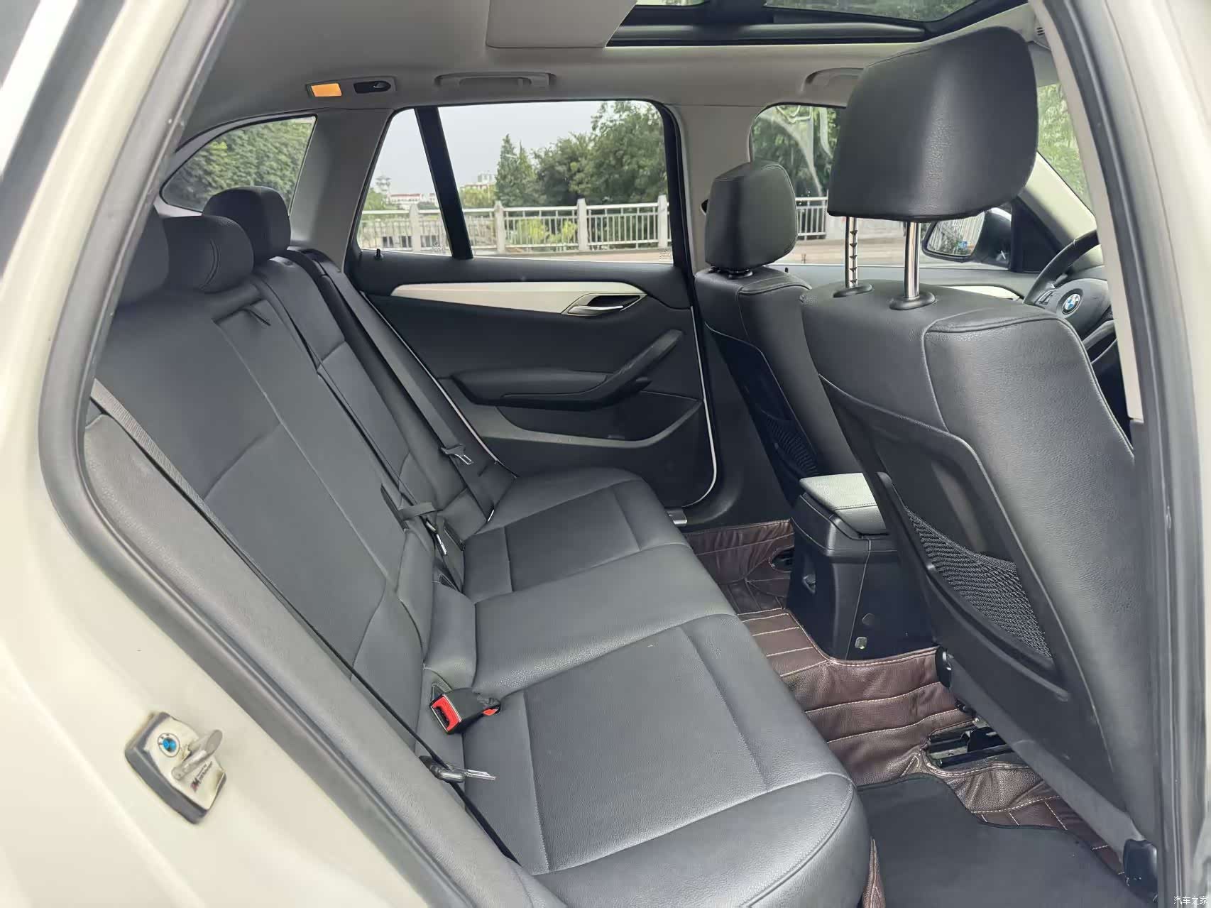 BMW X1, 2015 14