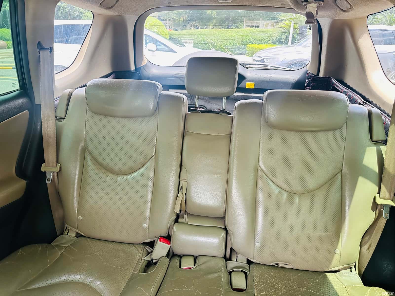 Toyota RAV4, 2012 10
