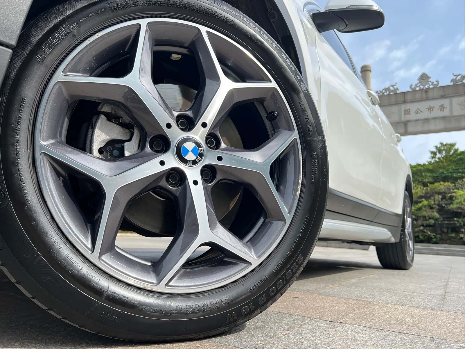 BMW X1, 2019 все фото