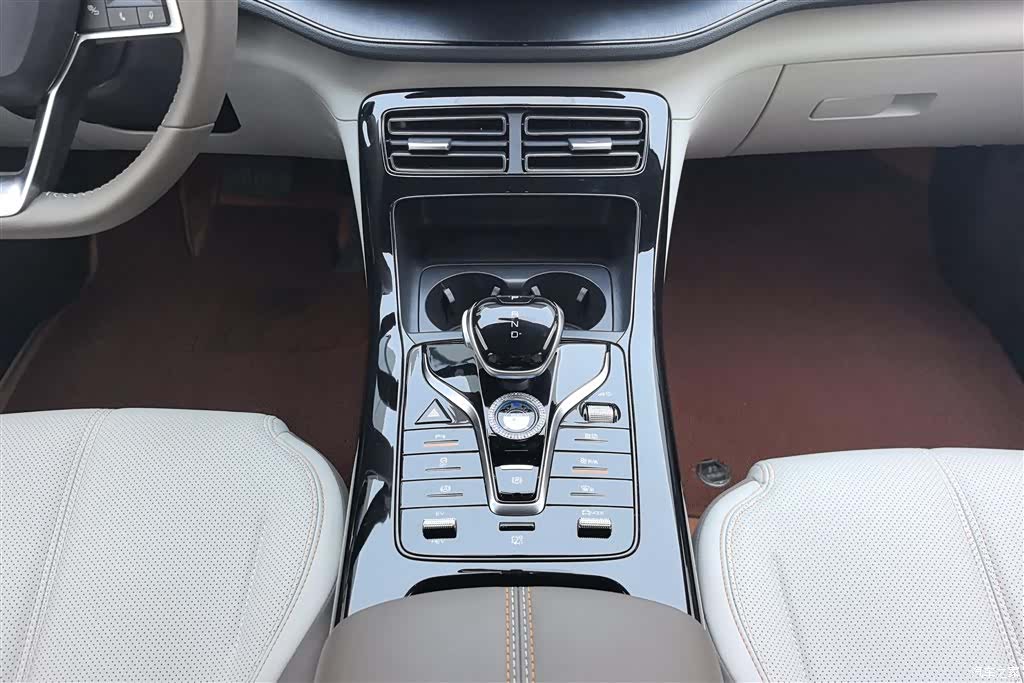 BYD Qin, 2024 16