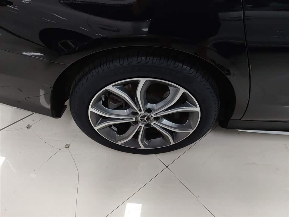 Mercedes-Benz E-class Mercedes-Benz E-class