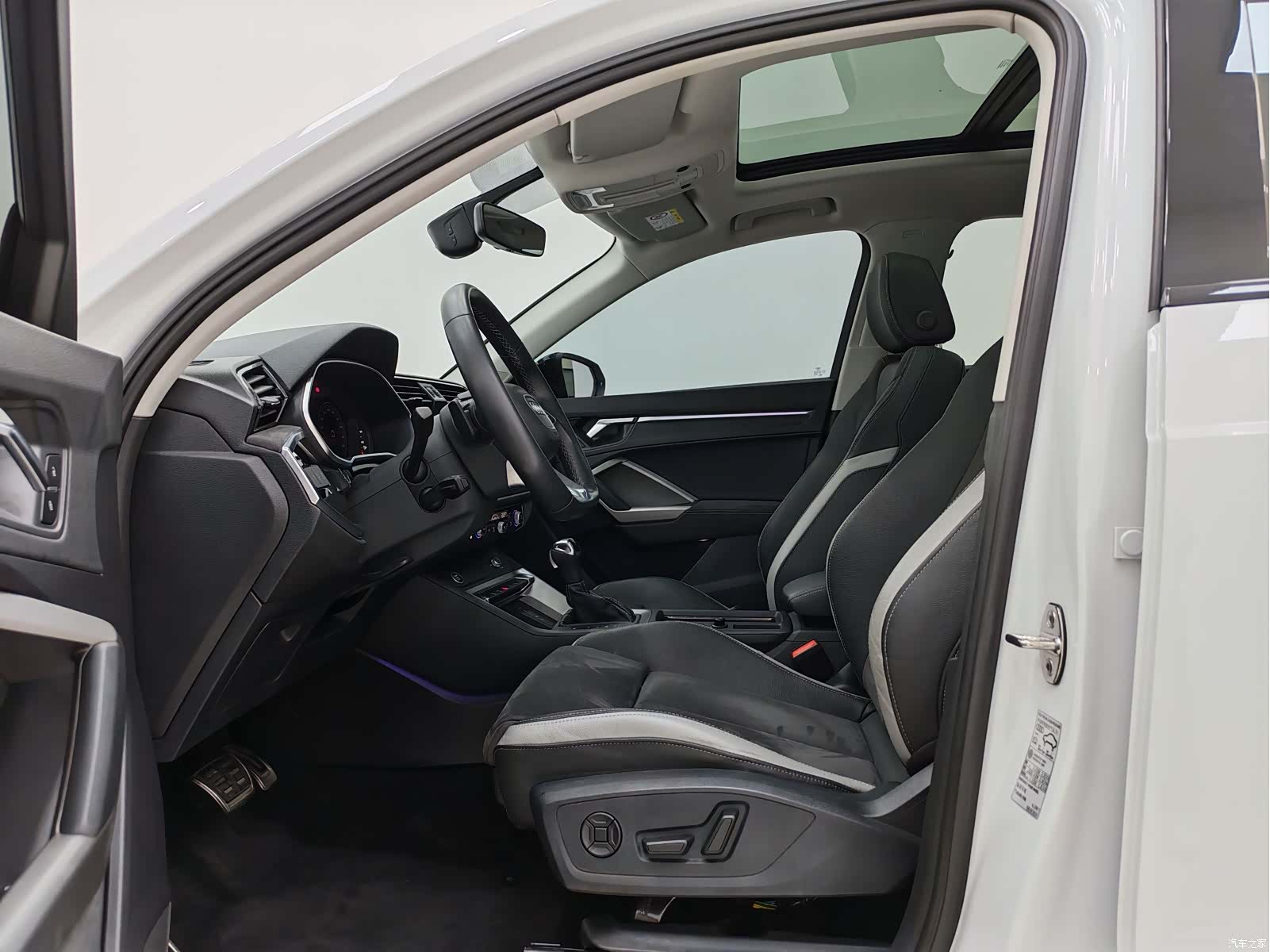 Audi Q3, 2023 7