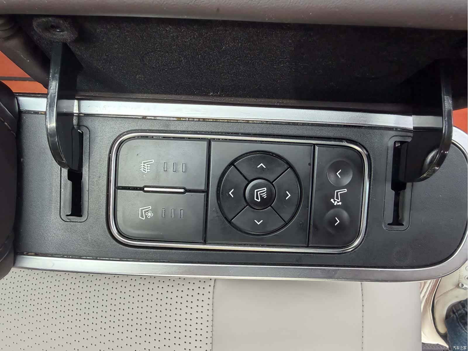Trumpchi M8, 2022 12