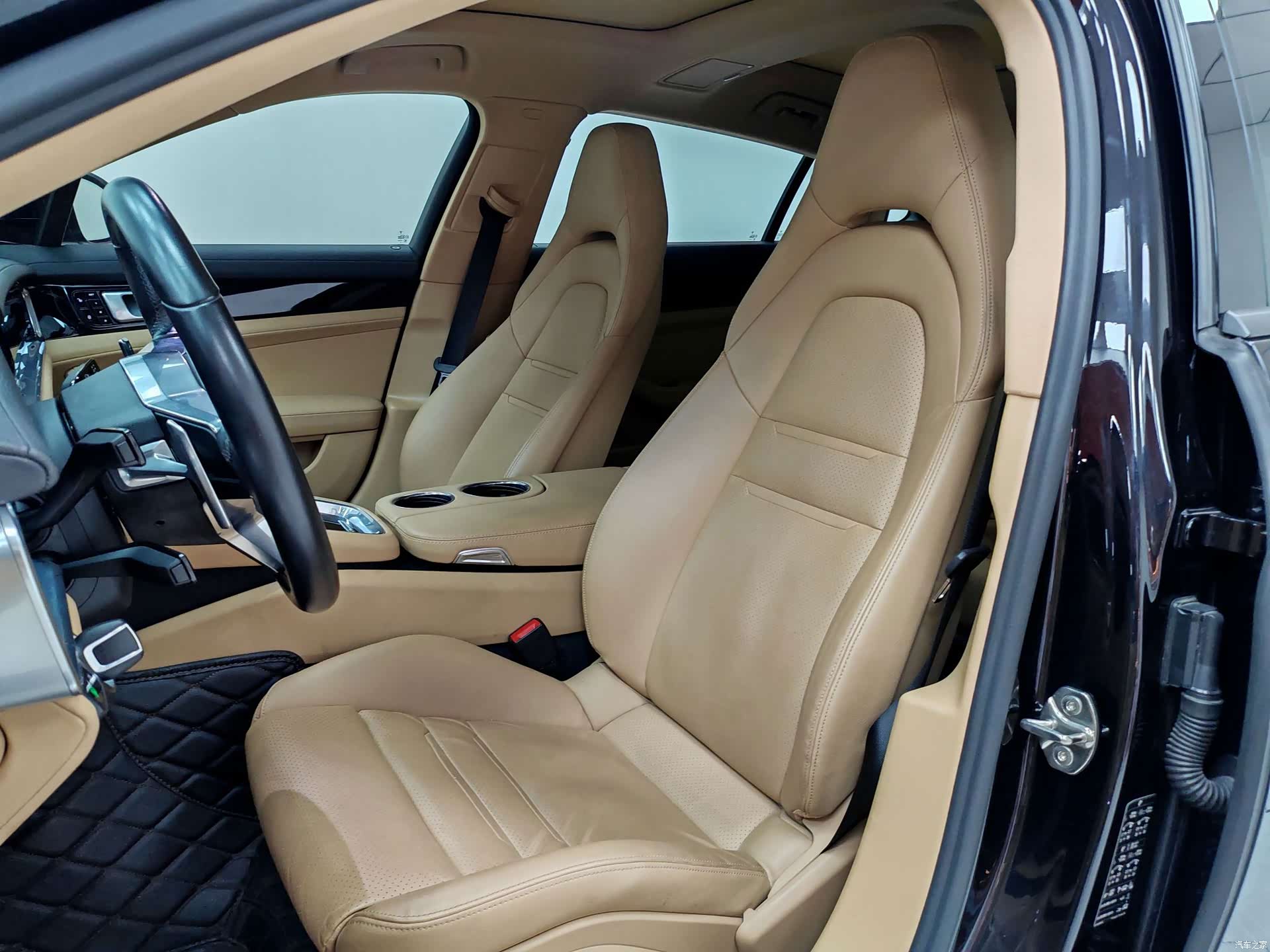 Porsche Panamera, 2018 13