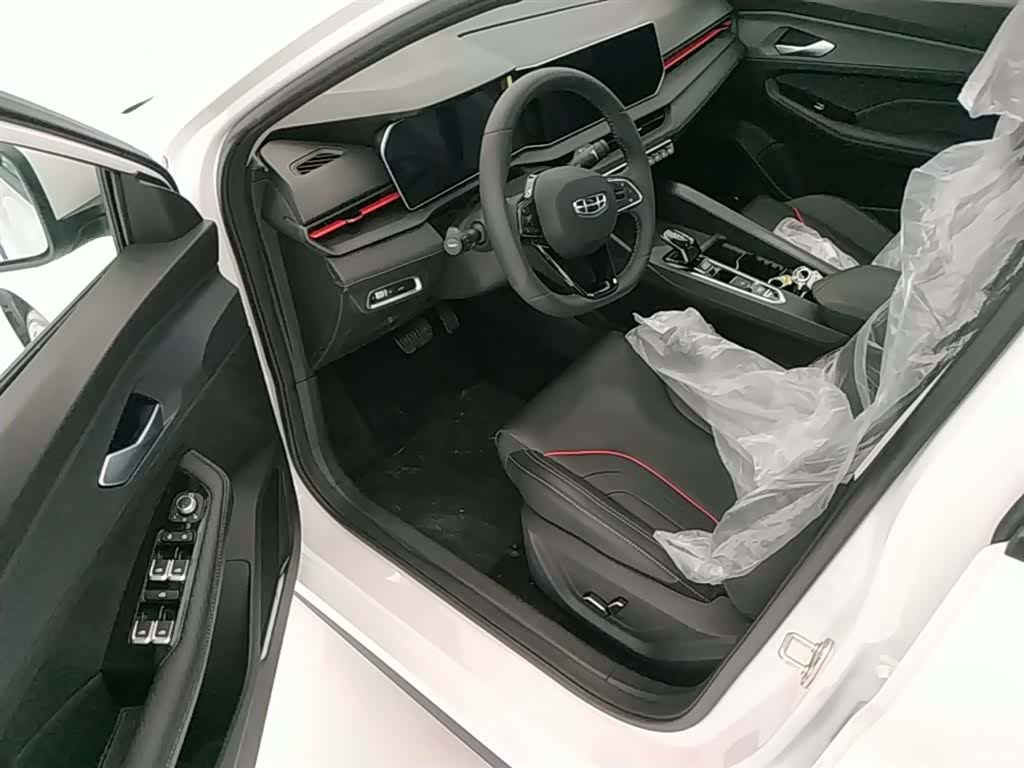 Geely Binray, 2026 16