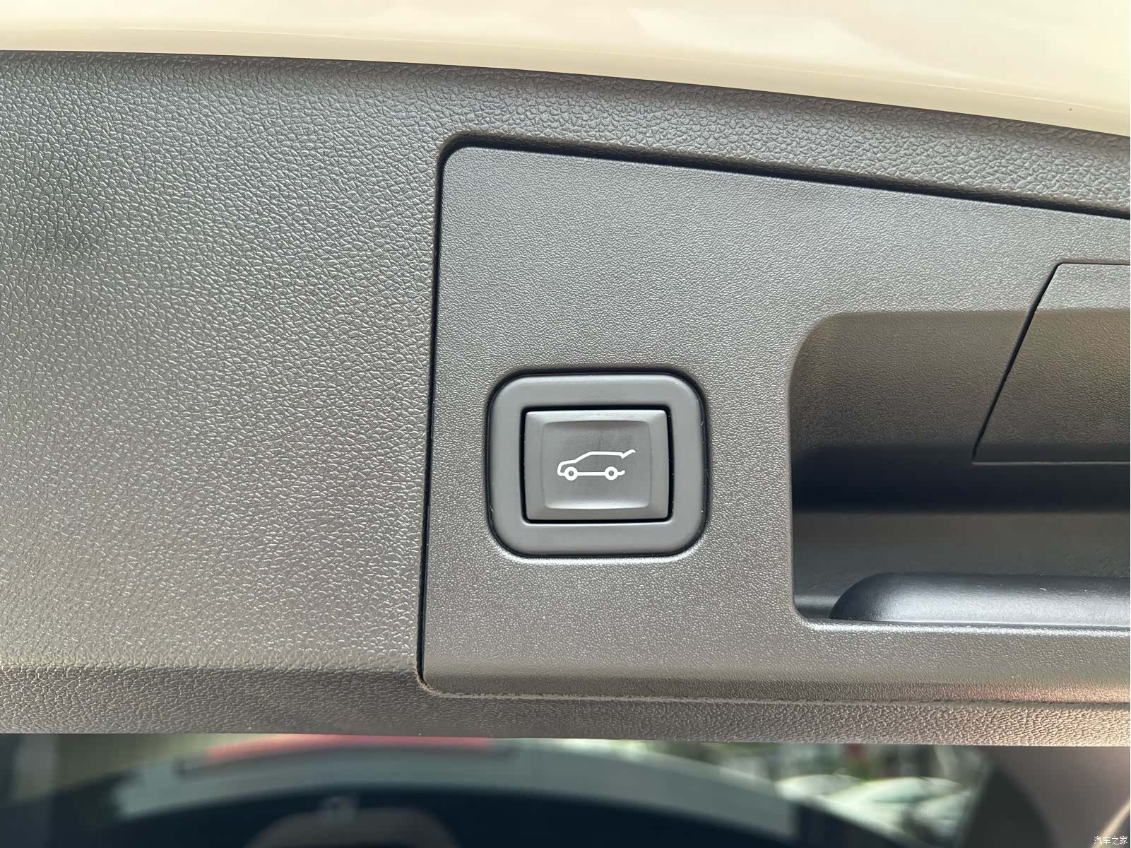 Cadillac XT4, 2023 12