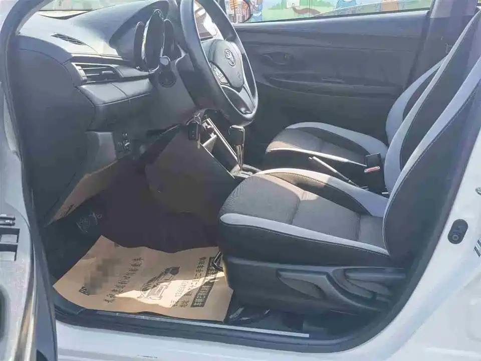 Toyota YARiS L Zhixuan