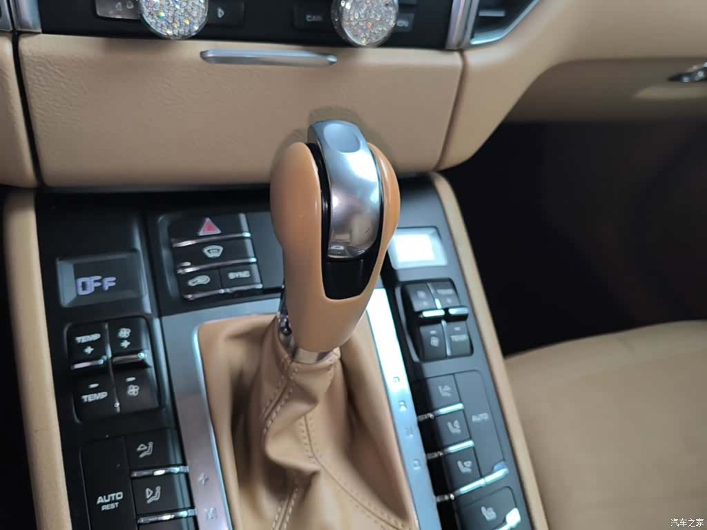 Porsche Macan, 2015 14