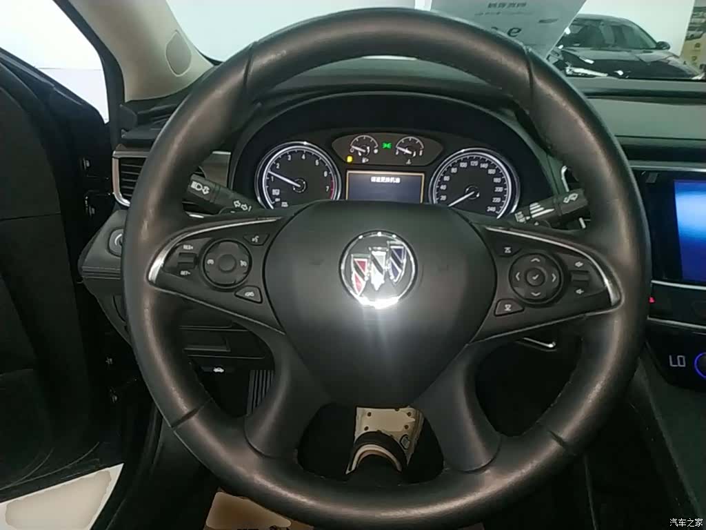 Buick LaCrosse, 2021 11