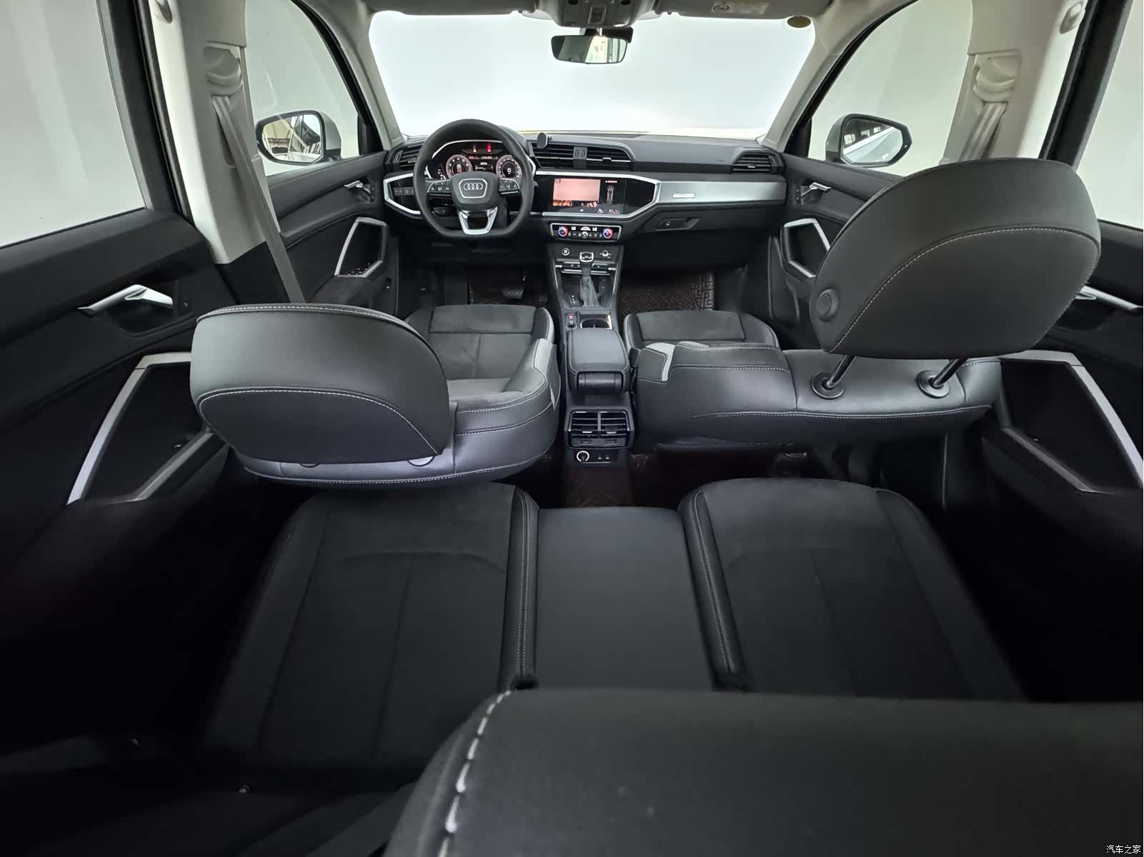 Audi Q3, 2022 9