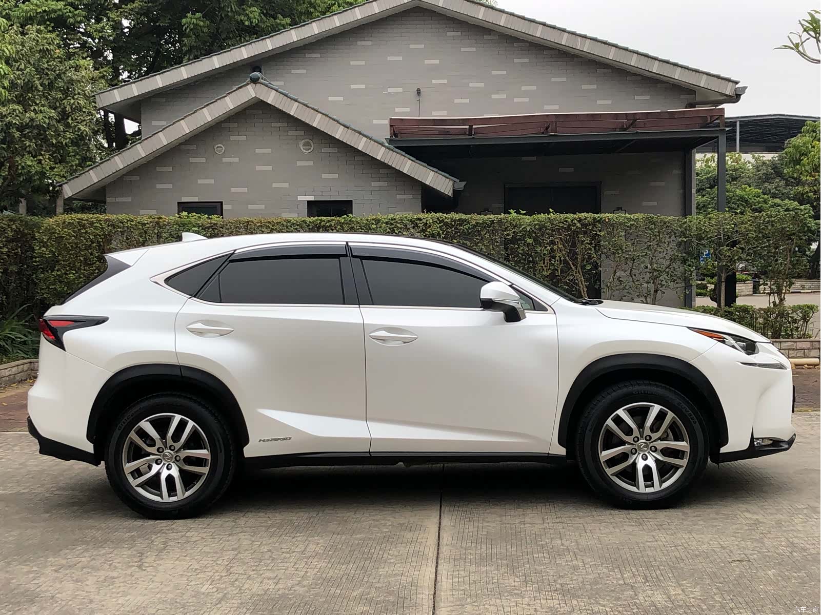 Lexus NX, 2016 6