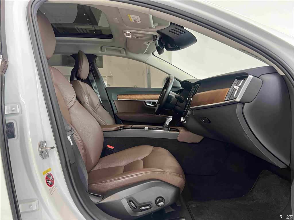 Volvo S90, 2018 25