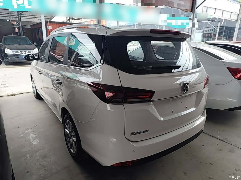 Wuling 360, 2018 все фото