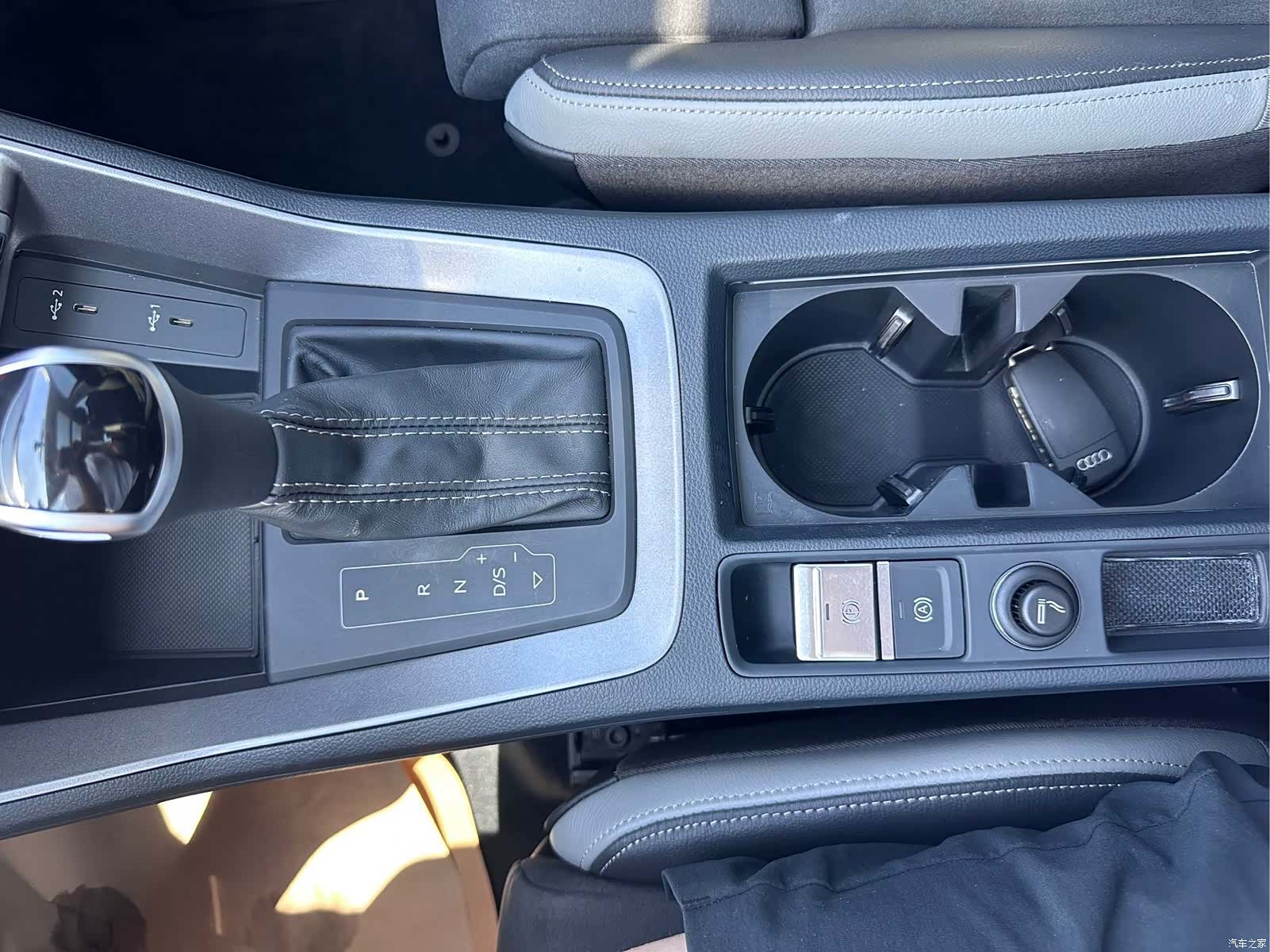 Audi Q3, 2022 12