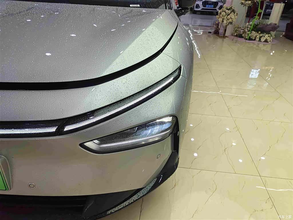 Xpeng P7, 2025 9