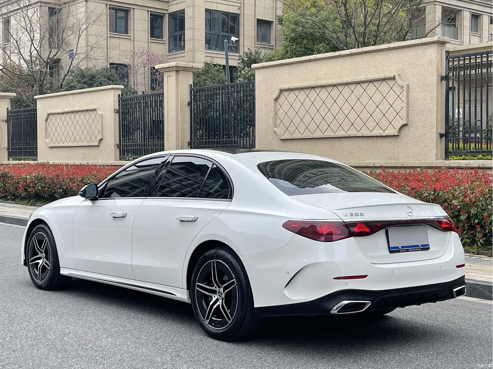 Mercedes-Benz E-Class, 2024 все фото