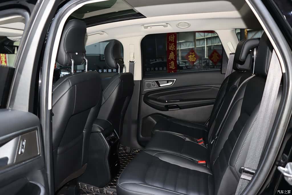 Ford Edge, 2019 11